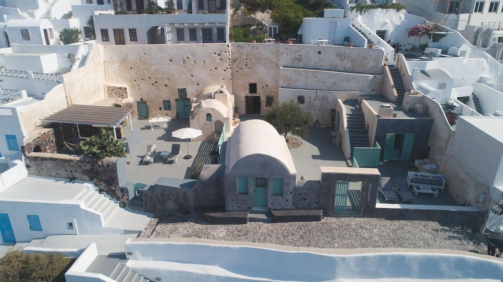 Remezzo Hotel Imerovigli (Santorini)