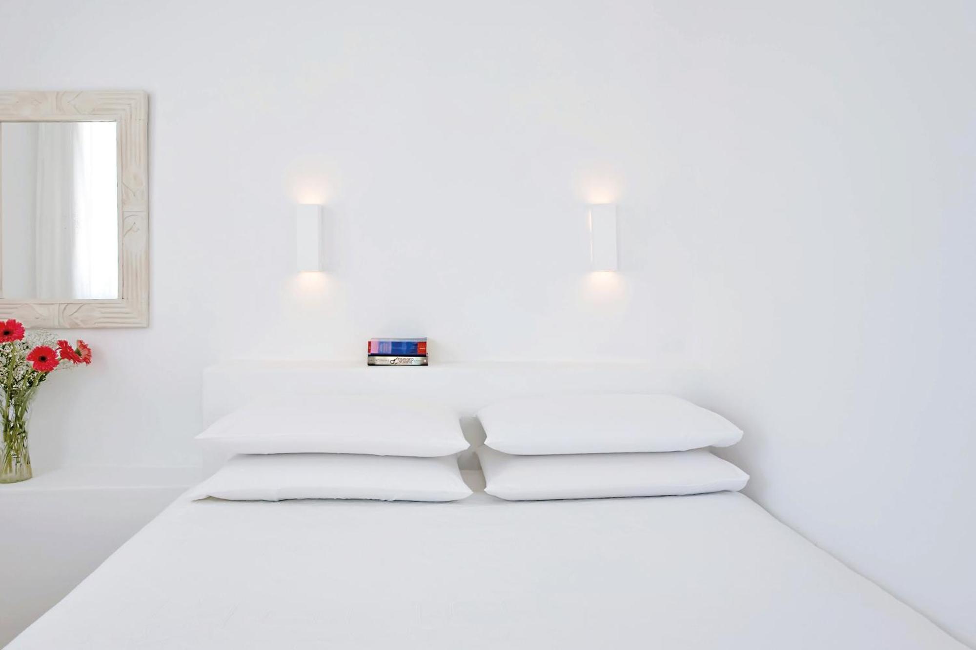 Hotel Remezzo Imerovigli (Santorini)